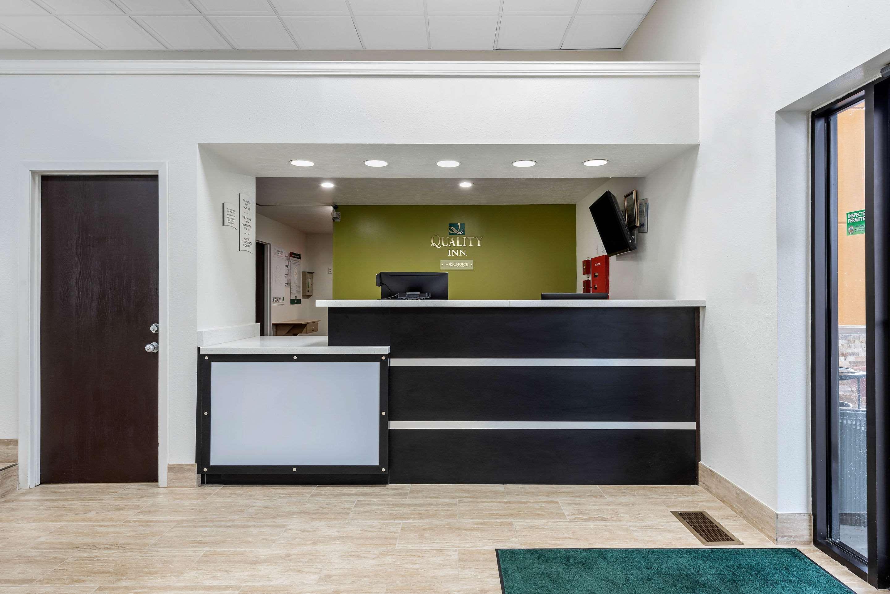 Quality Inn Coraopolis Exterior foto